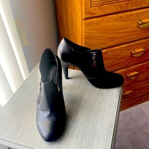 Franco Sarto L-Sync Bootie/Ankle Boot in Black 8M.